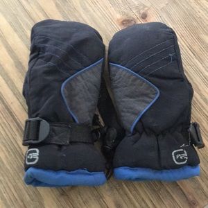 Thininsulate, waterproof and breathable...